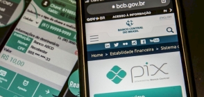 Pix bate recorde e supera 160 milhões de transações em um dia