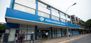 Benefícios do INSS acima do mínimo terão reajuste de 3,71%