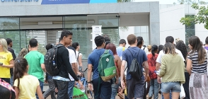 Enem 2023: pode usar caneta preta e entrar de óculos? que horas abrem os portões?