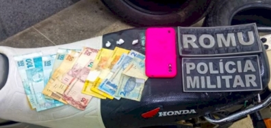 Polícia prende duas pessoas em Solonópole suspeitas de tráfico de drogas