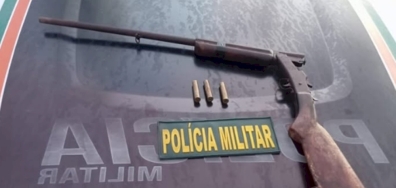 Apreensão de arma e munições em ação policial no Distrito de São José, Solonópole