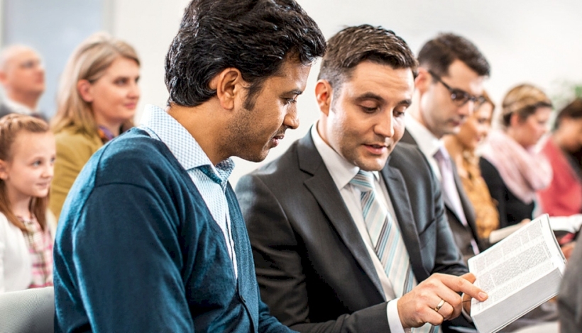 Testemunhas de Jeová iniciam campanha para convidar a comunidade