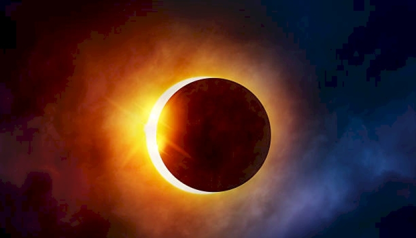 No Ceará, foram distribuídos mais de 10 mil óculos apropriados para observar eclipse solar